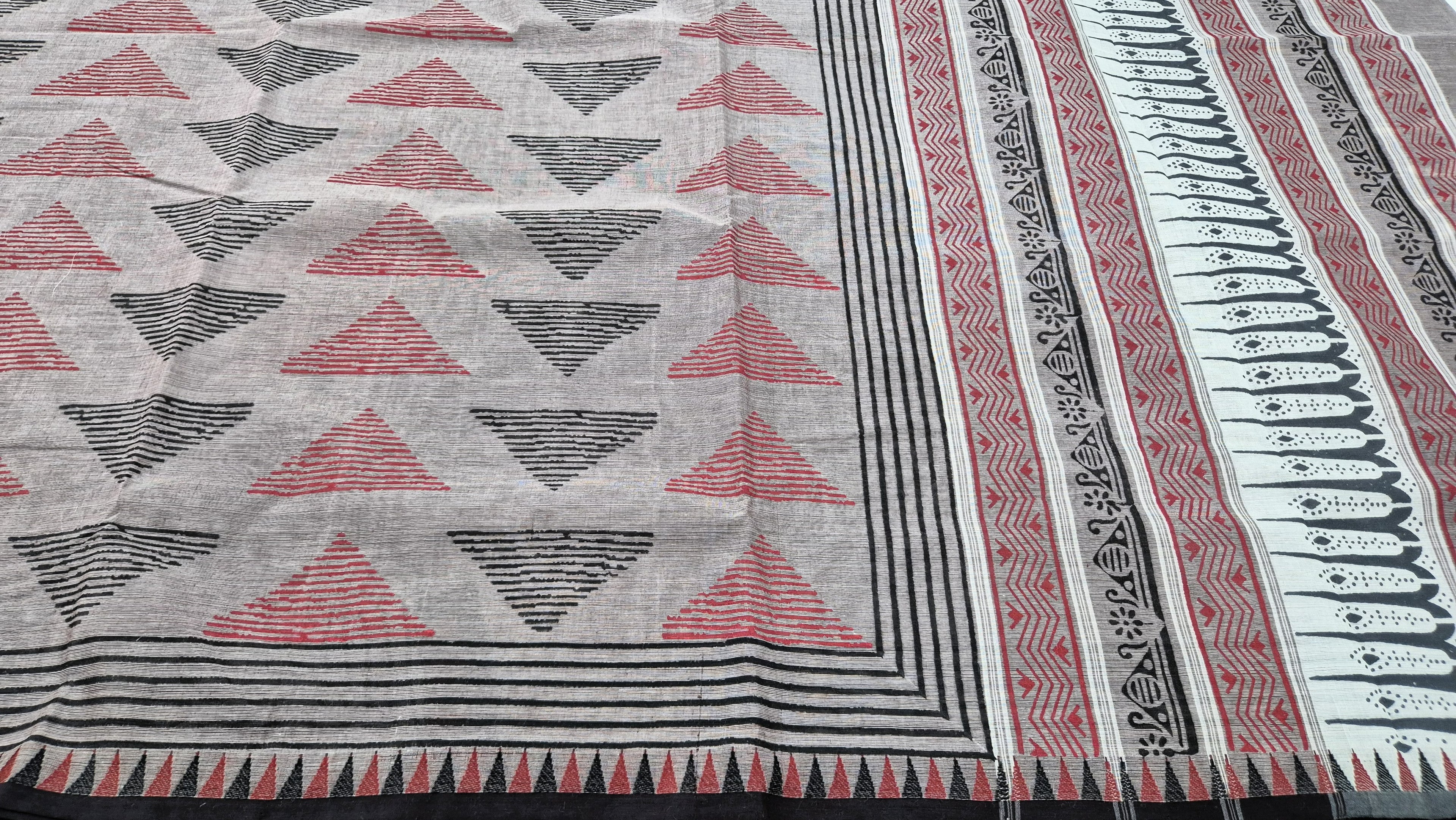 Pure Cotton saree in Handblock prints -BL