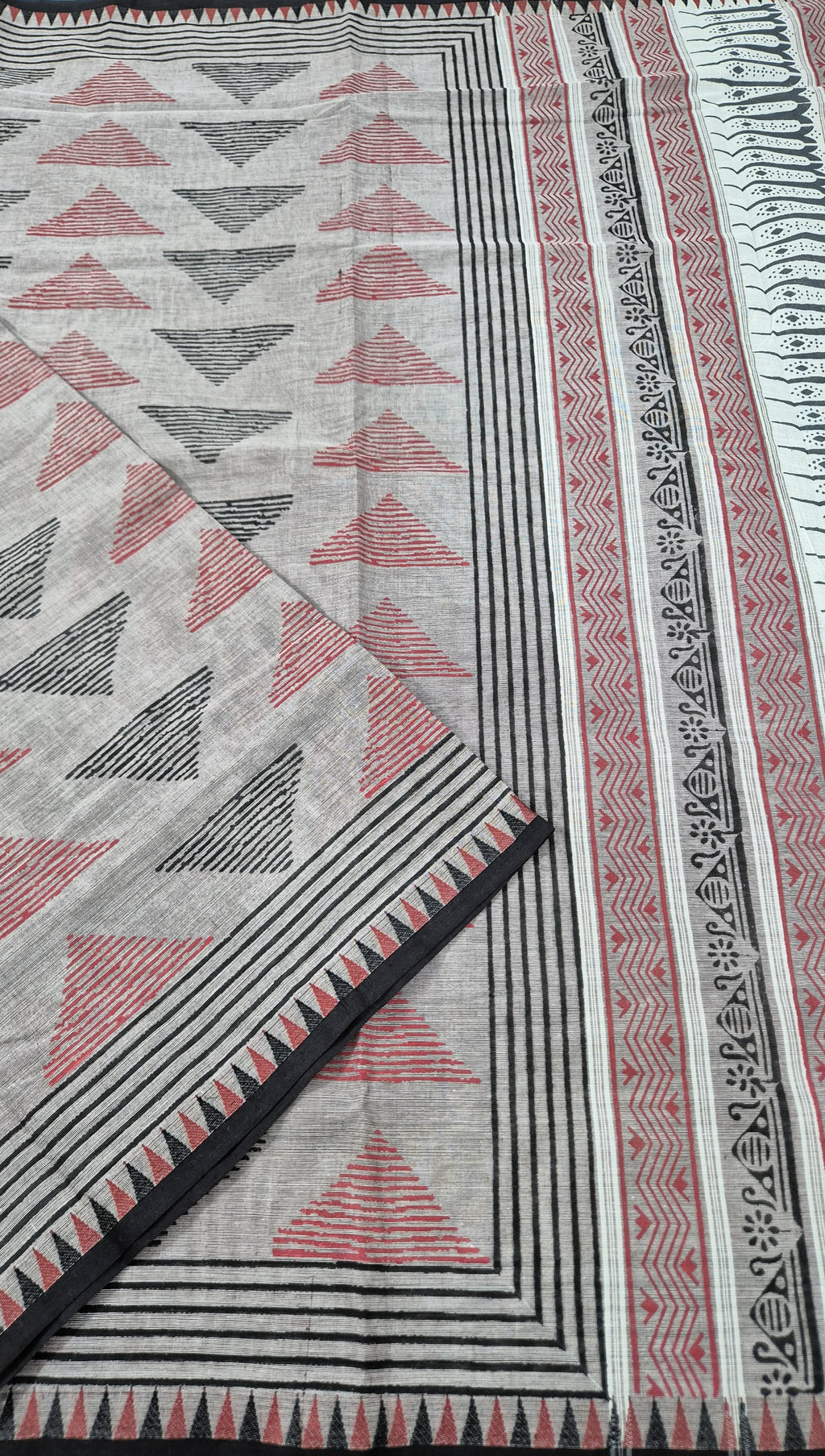 Pure Cotton saree in Handblock prints -BL