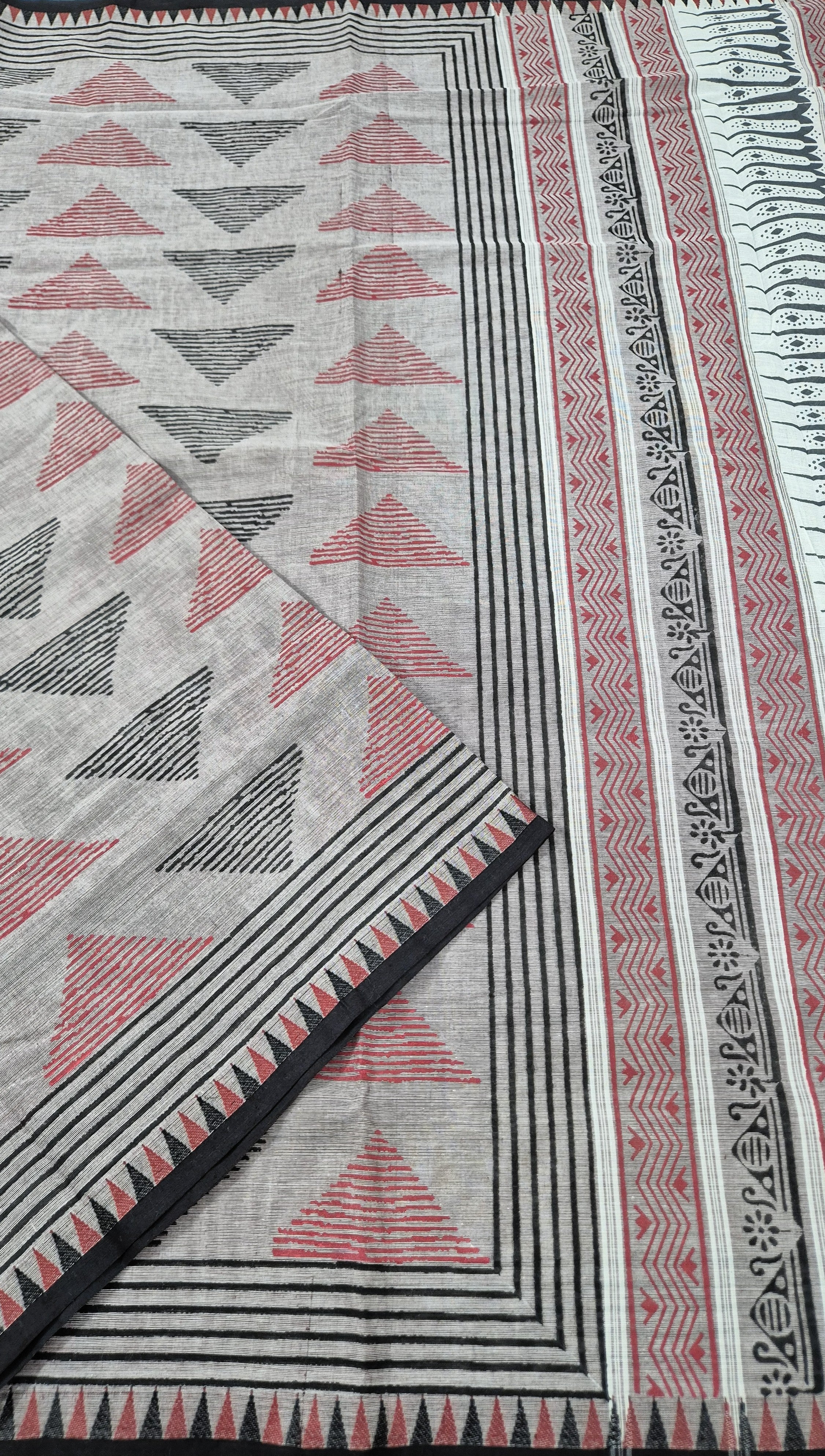 Pure Cotton saree in Handblock prints -BL
