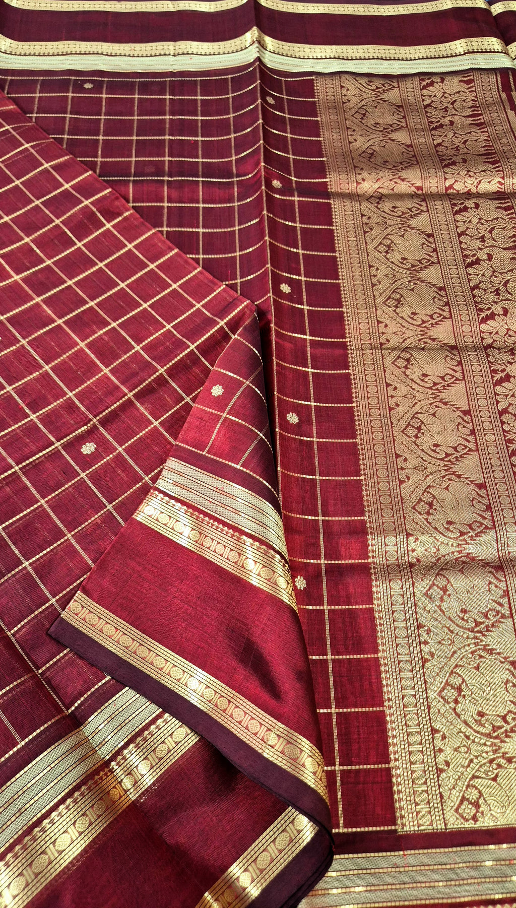 Zari Kissed Silkcotton Saree -56