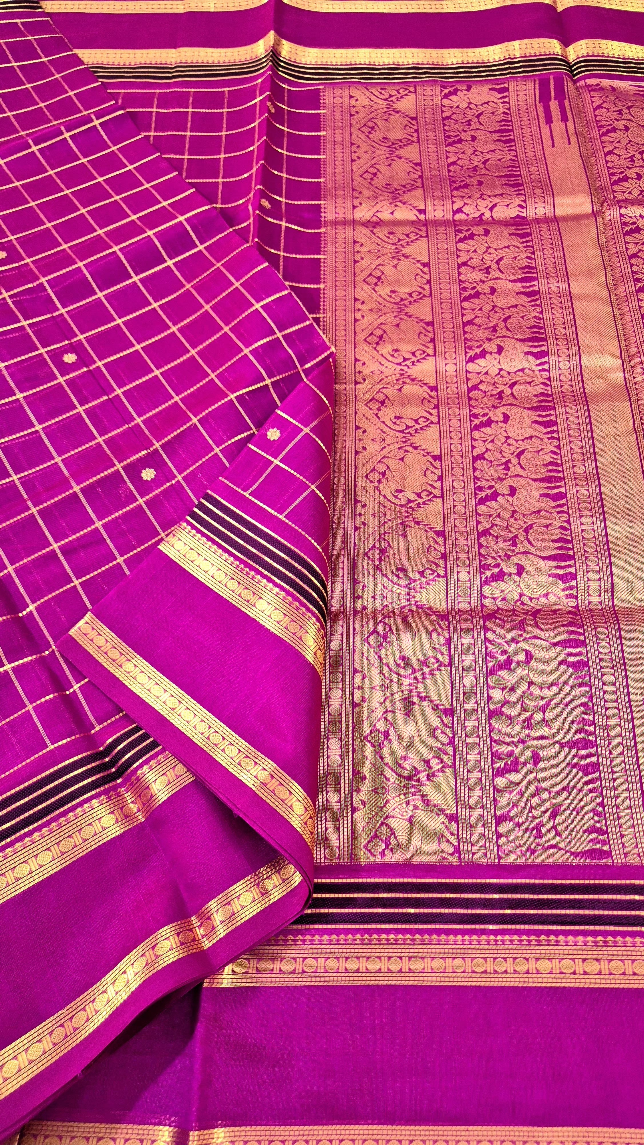 Zari Kissed Silkcotton Saree -55