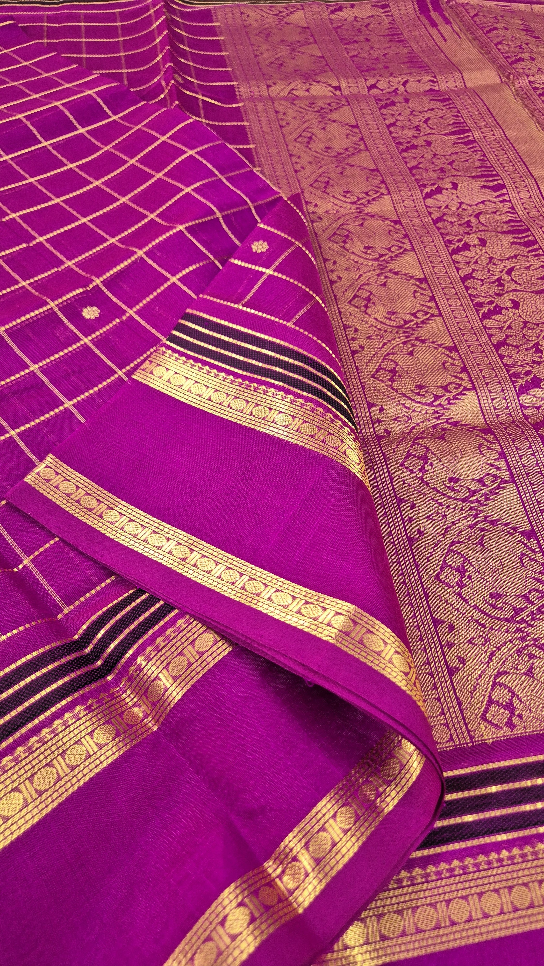 Zari Kissed Silkcotton Saree -55