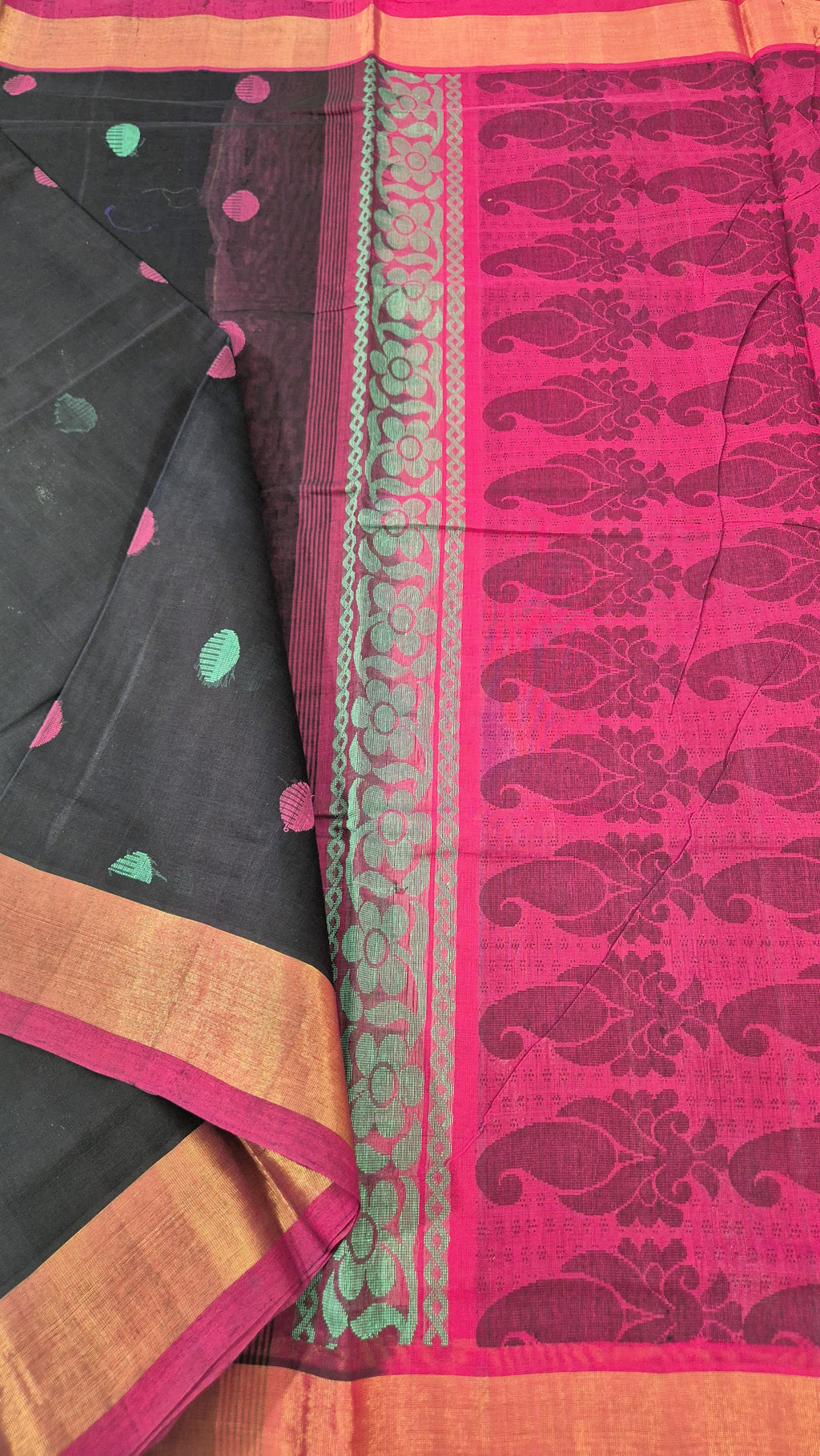 Handloom Polka dot saree -BLK
