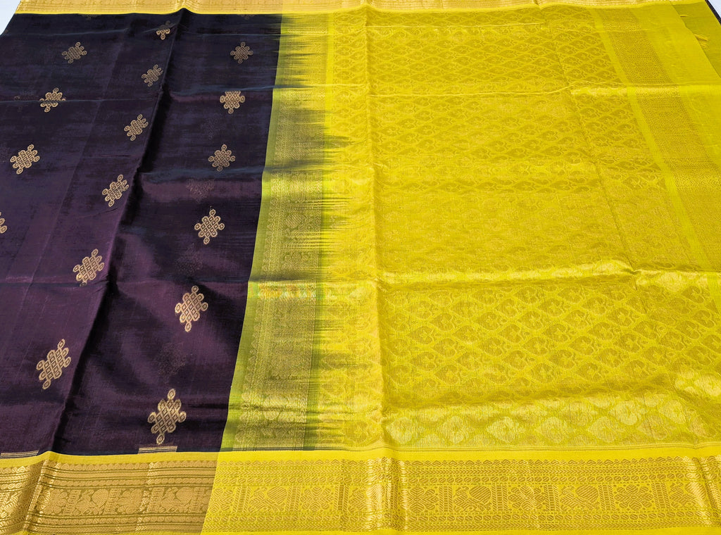 Kolam Weaved Silkcotton Saree -BRWN