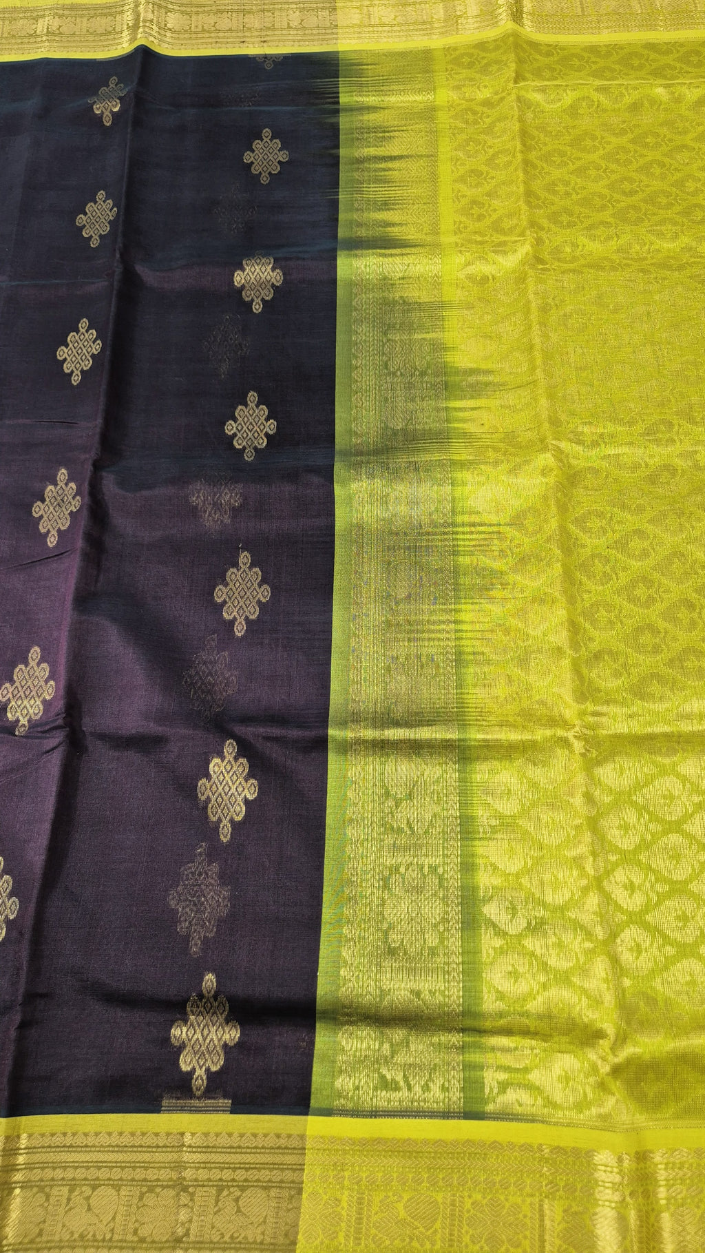 Kolam Weaved Silkcotton Saree -BRWN