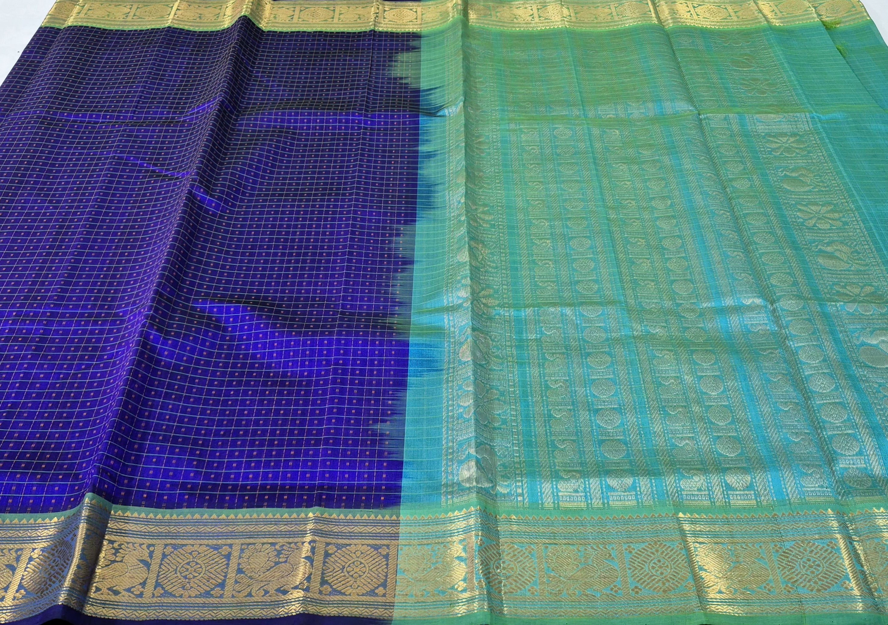 Royal Blue Lakshadeepam Silkcotton Saree