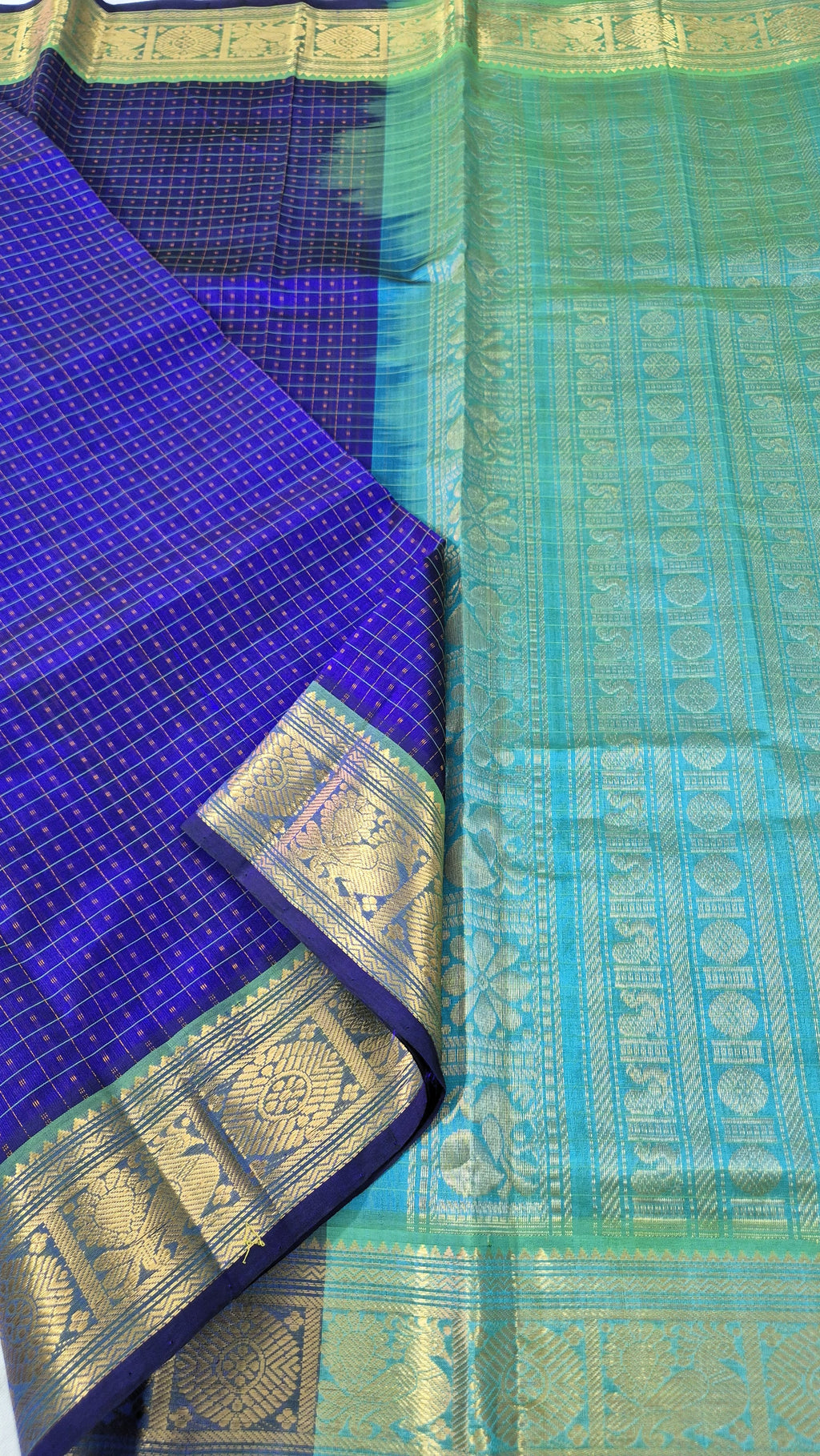 Royal Blue Lakshadeepam Silkcotton Saree