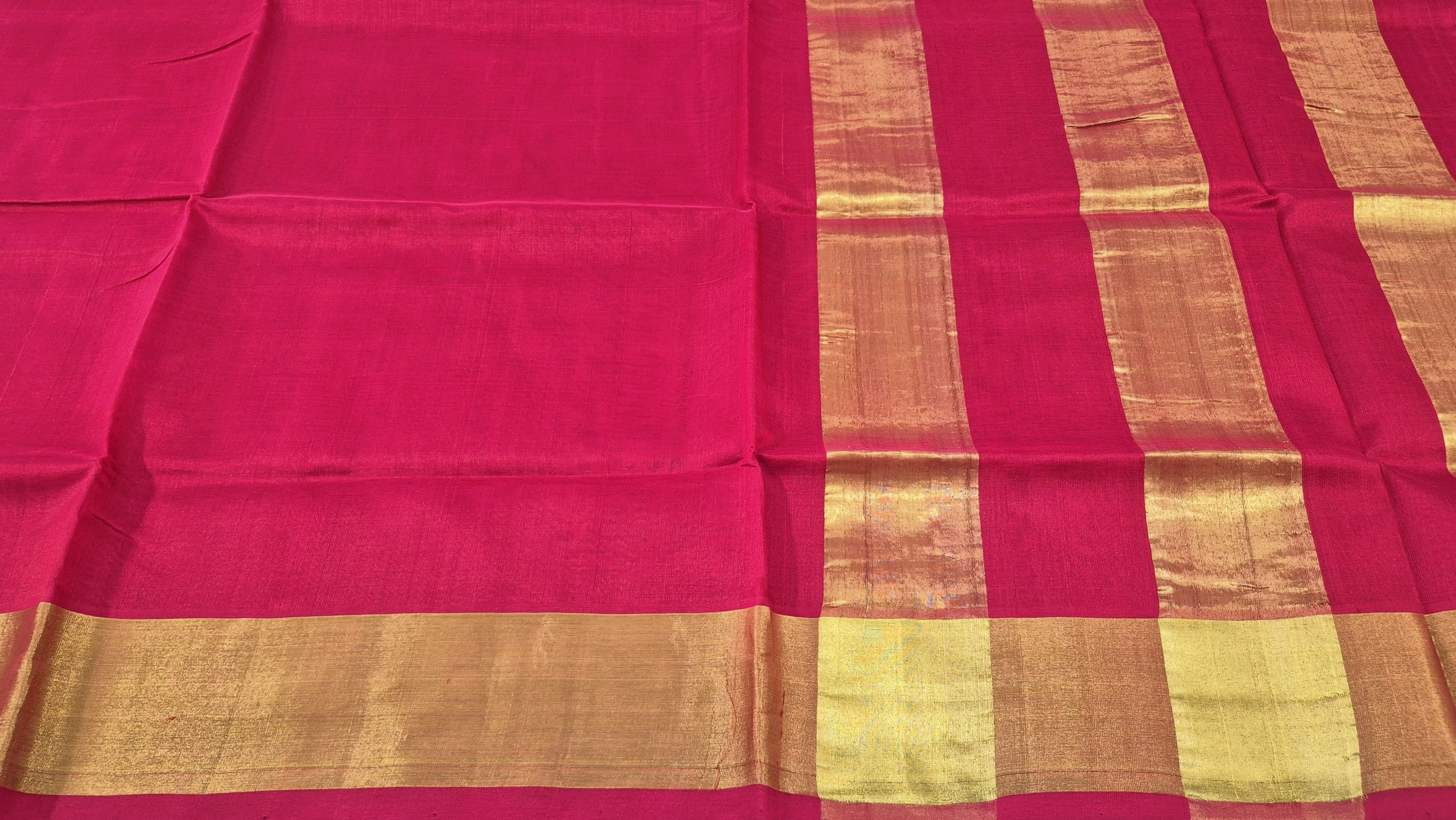 Tissue Zari border Silkcotton Saree -Red