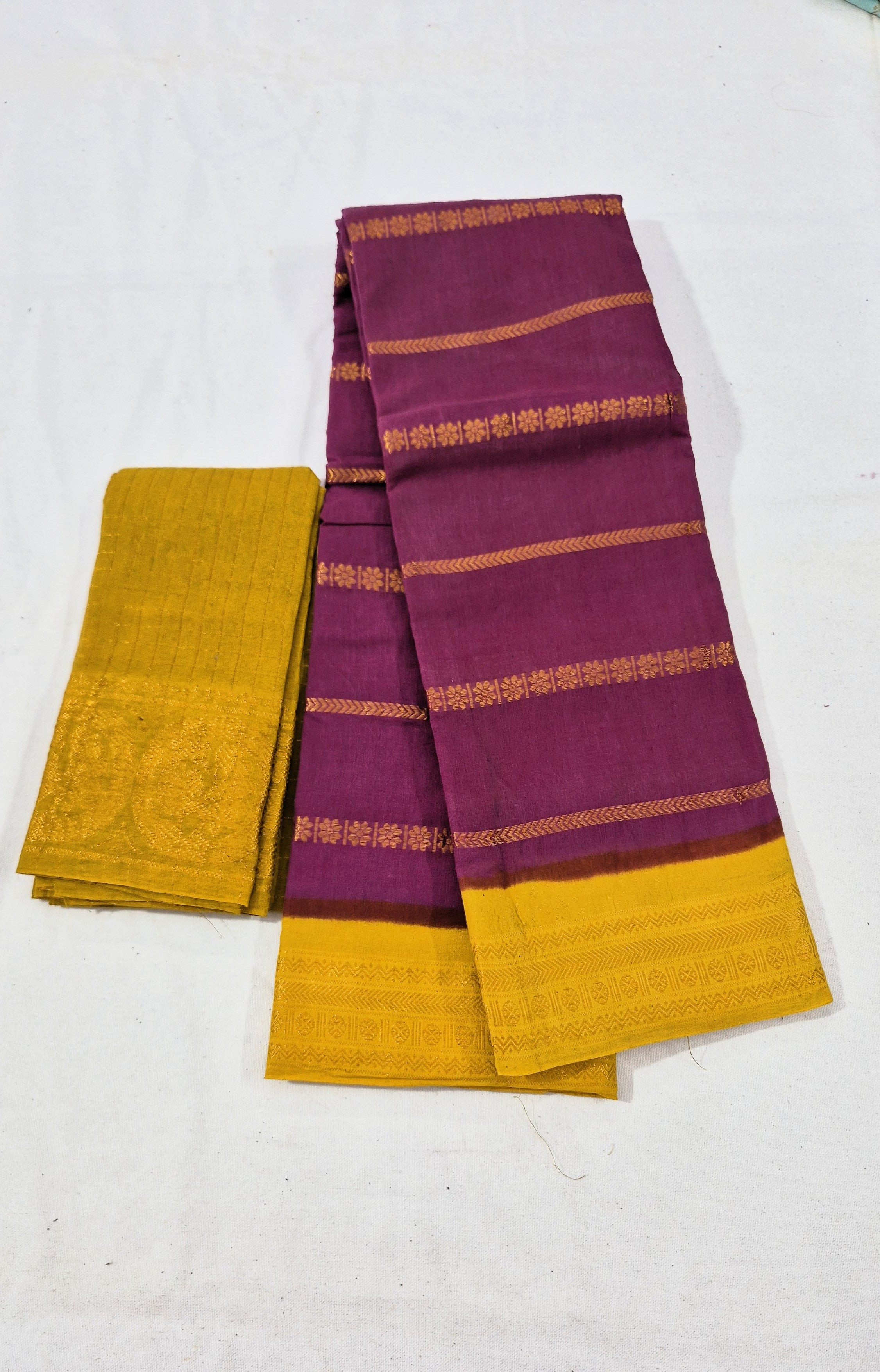 Velthari Sungudi Cotton saree -21